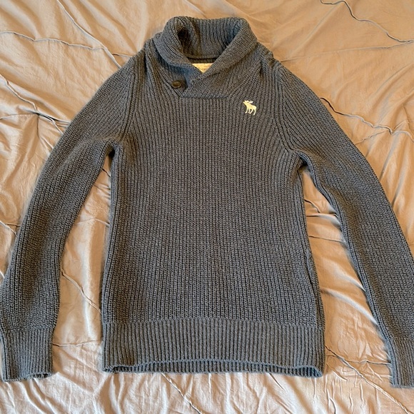Abercrombie Shawl Sweater - Picture 1 of 4